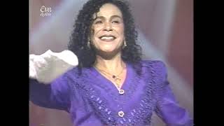 Eva Ayllón  Toro Mata EN VIVO 1995 [upl. by Adnawyek]