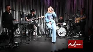 Beatrice Egli quotVolles Risikoquot live mit Band [upl. by Ginger]