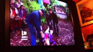 Gillian McKeith faints LIVE on ITV1s Im a Celebrity 2010 FALL TO FLOOR [upl. by Aihpled]