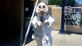 Doctor Simi Bailando Con tanto Calor [upl. by Hayman]