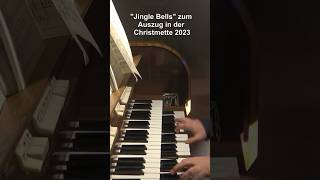 Zum Auszug der Christmette 2023 in der Heiligen Familie gab es diesmal „Jingle Bells“ [upl. by Barret]