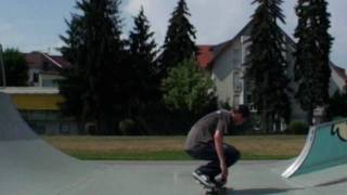 kickflip late shuvit bfootage  bänderriss  torn ligament [upl. by Bixby]