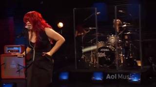 Allison Iraheta  El Viernes Te Olvido Yo NEW SONG 2010 amp Bonus Track [upl. by Pat723]