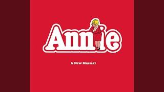 Annies Christmas 1977 tv special original Broadway Cast Of Annie [upl. by Fessuoy]