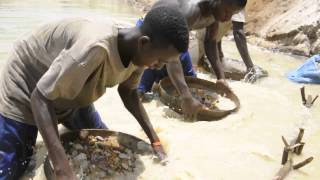 Diamond Mining in Sierra Leone [upl. by Peta]