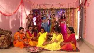 Aptan Laagi Rahi Apatan  Bhojpuri Marriage Songs  Dulheen [upl. by Anastassia830]