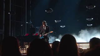 Keith Urban amp Carrie Underwood  The Fighter  Live [upl. by Animlehliw]