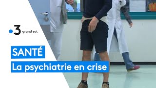 Santé  le secteur de la psychiatrie en crise [upl. by Marka606]