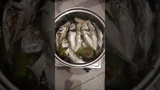 Ulam natin ngayon sinigang na isda yummytrending voralsatisfaying amazinhshort [upl. by Anihs]