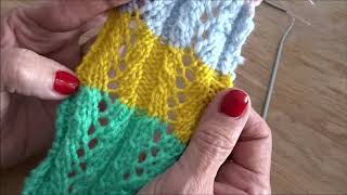 Strickmuster 🧶Hüpfende Löcher [upl. by Yttig]