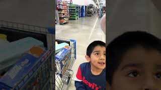 En Walmart de compras [upl. by Maples]