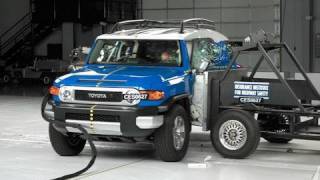 2007 Toyota FJ Cruiser side IIHS crash test [upl. by Schulein]