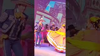 Hermoso baile folklórico de Jalisco folklorico [upl. by Zitvaa80]