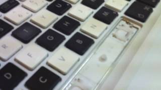 MacBook spacebar detail fixing cleaning or replacing [upl. by Roth]