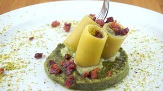 Paccheri Pesto di Pistacchio e Pancetta Croccante  Italian Pasta with Pistachio and Crispy Bacon [upl. by Assenna]