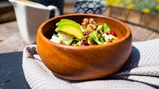 Bunter Salat mit Granatapfel und Quinoa  XXXLecker [upl. by Lindahl349]