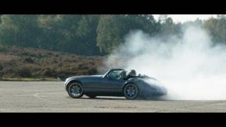 HD CRAZY Wiesmann Roadster MF3 DRIFT BURNOUT Great Sound FerrariChat Autumn Ride [upl. by Chauncey164]