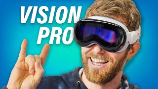 An ignorant Vision Pro unboxing  Apple Vision Pro [upl. by Aikem]