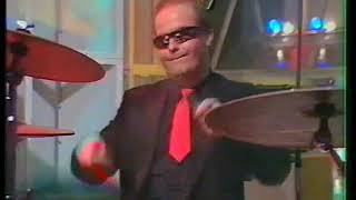 The Toy Dolls – Nellie The Elephant Studio TOTP 1 [upl. by Bleier]