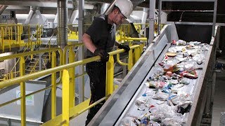 Recycling plastics – Resource efficiency with an optimized sorting method [upl. by Ahsoym]