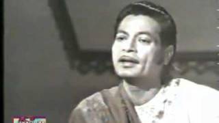 USTAD AMANAT ALI KHAN  INSHA JI UTHO AB IbneInsha ابن انشاءflv [upl. by Sunev]