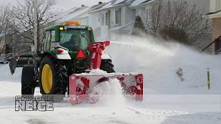 Déneigement résidentiel à Laval [upl. by Rebmik763]