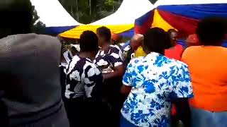 Baba Ninwe Akorigia Korwa Igoro Jared Mombinya Live kwa Stage [upl. by Eetsirhc]