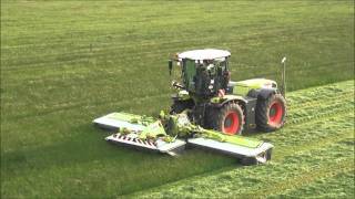 Claas Xerion 3800 trac VC met Claas Triplemaaier Trekkerwebnl [upl. by Nosretep]