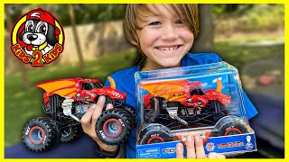 Monster Jam Toy Trucks  Dragonoid amp Mohawk Warriors MAGIC SWING ADVENTURE 124 Truck GIVEAWAY [upl. by Jasik]