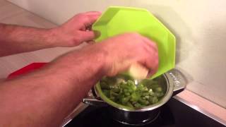 Faire de la confiture de kiwis  Recette de confiture [upl. by Katzman532]