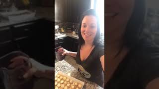 Shanann Watts Rzucek baking on Thanksgiving [upl. by Nitin]