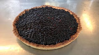 Tarte aux myrtilles un restaurant dévoile sa recette ABERTS [upl. by Hope314]