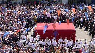 Selkirk Common Riding 2023 Fleshers Standard Bearer Murray MacDougall casts the Fleshers flag [upl. by Aihseyn865]