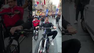 Videonun Devamı Yukarıda 101 Yıl Şerefine İstiklal Caddesinde İstiklal Marşı Söyledik [upl. by Acisey]