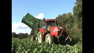 CASE IH MAXXUM 5140 AND STOLL V202 [upl. by Aihsetal316]