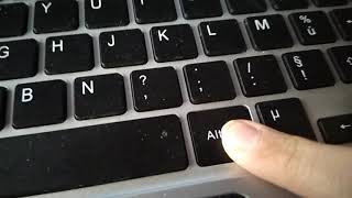 Comment faire un arobase sur clavier AZERTY [upl. by Bashuk]