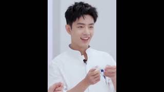 肖戰 XiaoZhan 舒客 Saky​​​ 可愛瞬間 cute moments  直播 broadcast【20241012】肖战 [upl. by Nettirb]