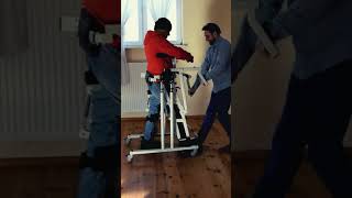 Tetraplegia ćwiczenia chodu w urządzeniu WalkStander Sport [upl. by Elatsyrc]