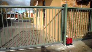 Floor Track Sliding Gate [upl. by Oruam]