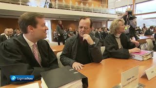 Ralf Hütter In Court Federal Constitutional Court Karlsruhe SWR Tagesschau 11252015 [upl. by Neitsirhc390]