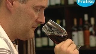 Comment déguster un vin rouge  le nez [upl. by Tserrof889]