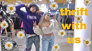 thrift with me 🌻 early 2000s trends vlog  haul [upl. by Eetak]