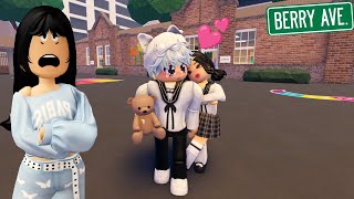 MI HIJA GÉNESIS TIENE NOVIO EN LA ESCUELA ¿LA MAESTRA LOS CASTIGA BERRY AVENUE ROBLOX [upl. by Dayiz291]