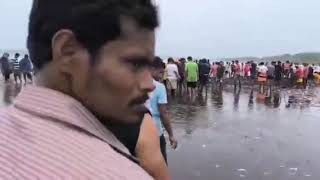 Goan Reporter Huge Fish Catch  2nd Day Bumper Fish Catch at Caranzalem Beach [upl. by Valleau985]