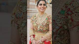 Isha Ambani looked very beautiful in the prewedding ceremony ishaambani celebrity ytshorts yt [upl. by Barrington]