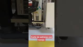 Corte de estreno con navaja cnc [upl. by Lledrev]