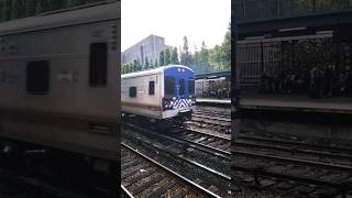 MNRR M7A on the harlemline bypassing Fordham mta metronorth railfanning rushhour thebronx [upl. by Leemaj]