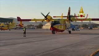 Incendi Grecia in azione due Canadair dei Vigili del Fuoco italiani [upl. by Uzia]