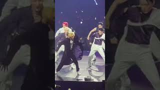 Ateez Wave Fellowship Break the Wall Oakland [upl. by Avirt201]