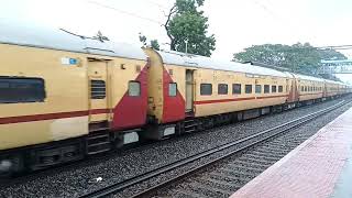 22638 • West Coast Express • Mangaluru Central  MGR Chennai Central  Rainy Day [upl. by Christy]